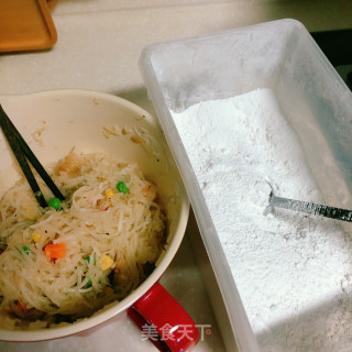 便当????小米蒸排骨+水晶萝卜丝饼的做法步骤：10