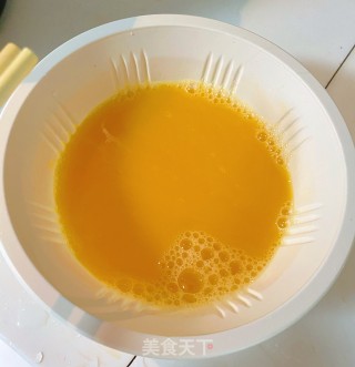 微波炉鸡蛋的做法步骤：2