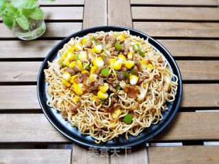 玉米肉末炒面的做法步骤：13