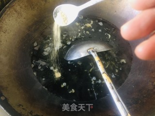 黄瓜紫菜蛋花汤的做法步骤：4