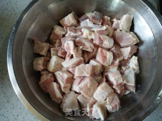 咖喱牛肉的做法步骤：1