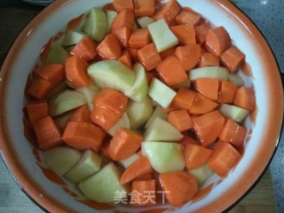 咖喱牛肉的做法步骤：4