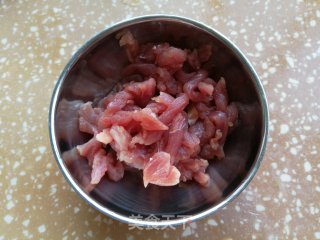 菜梗炒肉片的做法步骤：2