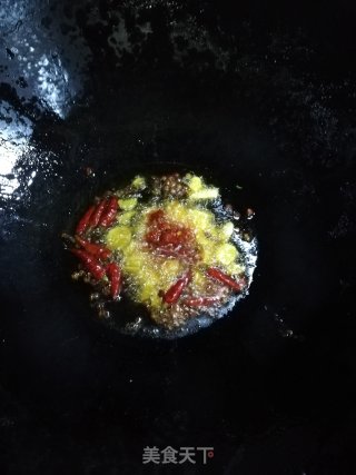 辣炒胡萝卜鸡丁的做法步骤：3