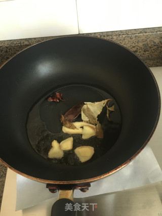 卤鸡爪卤鸭蛋的做法步骤：4