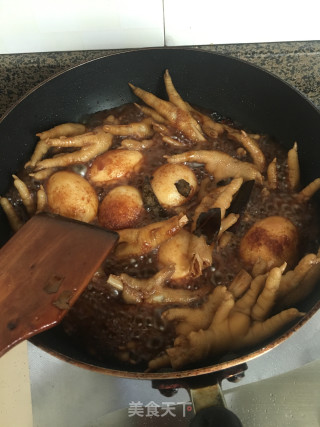 卤鸡爪卤鸭蛋的做法步骤：6