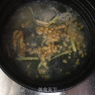 黄豆酱焖太阳鱼的做法步骤：5