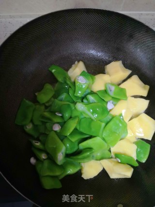土豆炖豆角的做法步骤：3