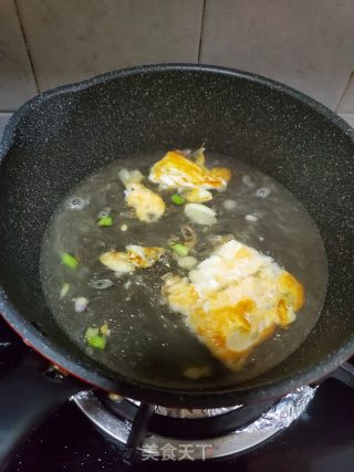 番薯叶鸡蛋汤的做法步骤：6