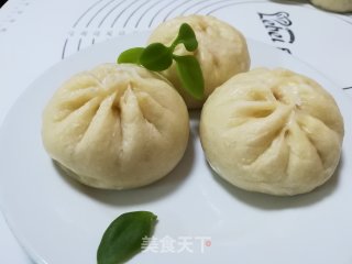 荠菜鲜肉大包的做法步骤：12