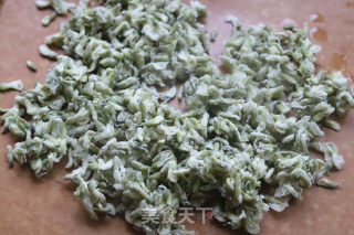 槐花麦饭的做法步骤：5
