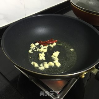 藕片炒肉丝的做法步骤：7