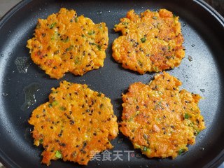 外酥里嫩~酥软红薯饼的做法步骤：8