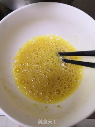 酥炸小黄鱼的做法步骤：4