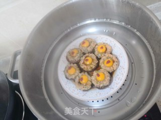 香菇虾仁酿鹌鹑蛋的做法步骤：7