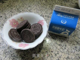 酸奶奥利奥小盆栽的做法步骤：1
