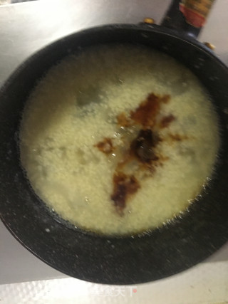 小米银耳红糖粥的做法步骤：4