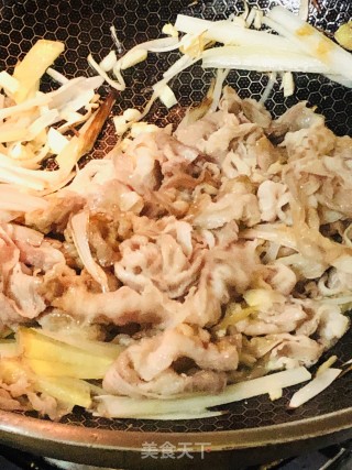 葱爆羊肉的做法步骤：7