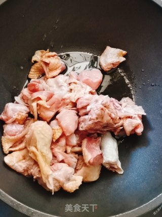 大盘鸡的做法步骤：4