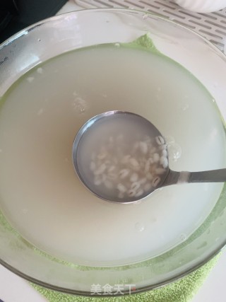 自制薏米水的做法步骤：4