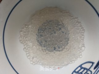 椰浆酸奶木瓜西米露的做法步骤：3