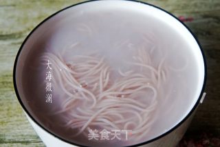 炒米线的做法步骤：3
