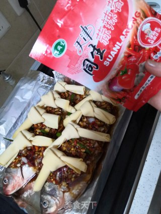 蒜香烤鱼的做法步骤：9