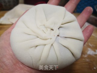 鲜香野蒜胡萝卜牛肉馅饼的做法步骤：6