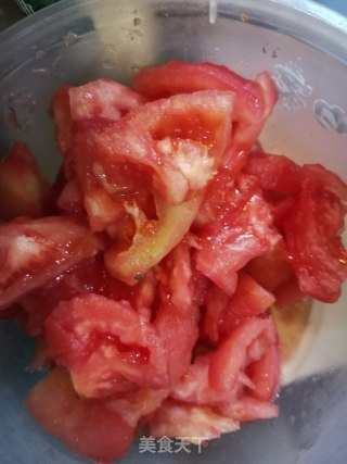 西红柿炒豌豆的做法步骤：3