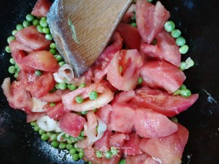 西红柿炒豌豆的做法步骤：6