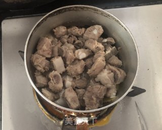 最简单最好吃的可乐排骨的做法步骤：3