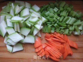 家常小炒的做法步骤：2