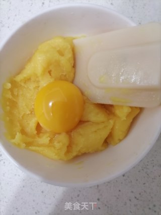 【干货】汤种+水合法夏天做面包的必杀技 面包食谱理论课#附经典芝士夹心毛毛虫甜面包做法#的做法步骤：26