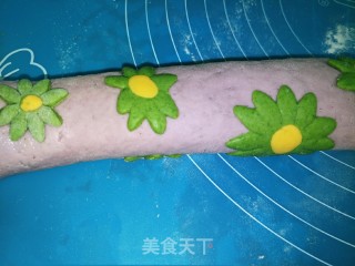 紫薯雏菊馒头的做法步骤：8