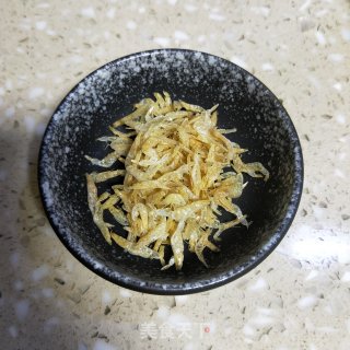 虾米黄豆焖豆干的做法步骤：3