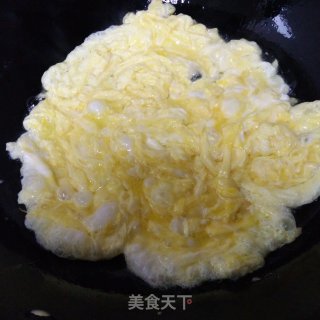 春韭炒鸡蛋的做法步骤：2