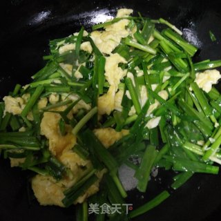 春韭炒鸡蛋的做法步骤：4