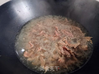 #春日应季美食#菌蔬牛肉羹的做法步骤：5