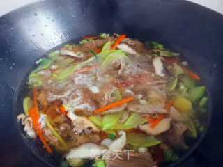 #春日应季美食#菌蔬牛肉羹的做法步骤：6