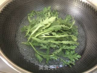 茼蒿菜鸡蛋饼的做法步骤：3