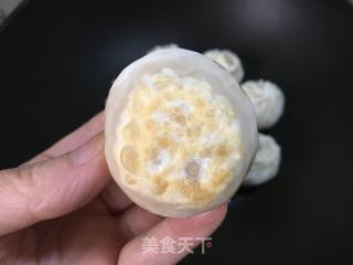 咸蛋黄糯米煎包的做法步骤：8