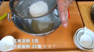 幸运签语饼，每掰开一个签语饼，都会带给心仪的人一份惊喜。的做法步骤：4