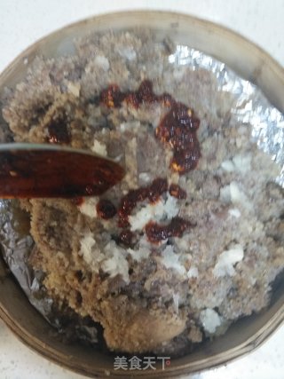 粉蒸牛肉的做法步骤：11