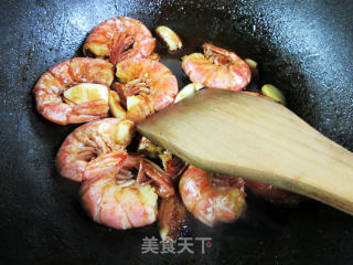 蒜香无头大虾的做法步骤：9
