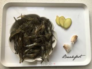 红汤河虾的做法步骤：1