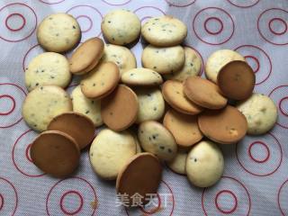 蛋黄小饼干的做法步骤：9