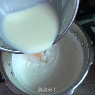 草莓蛋糕的做法步骤：8