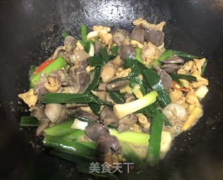 炒鸡杂的做法步骤：6
