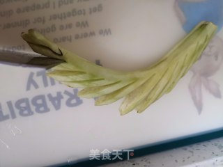 酸辣茄子的做法步骤：2