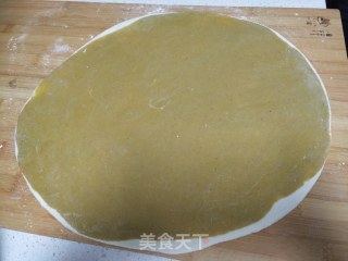 南瓜????面花卷的做法步骤：3